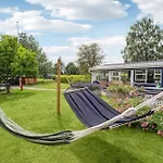 Lovely In With Wifi Ferienhaus *