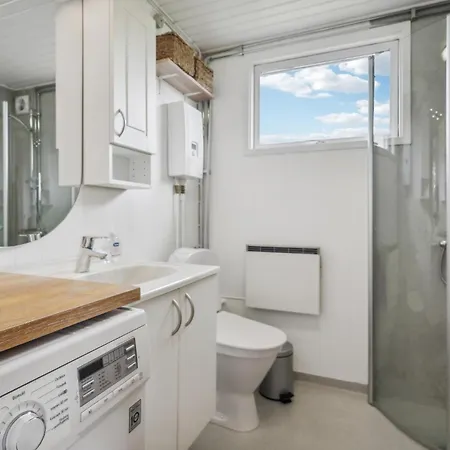 Holiday home Lovely In With Wifi *